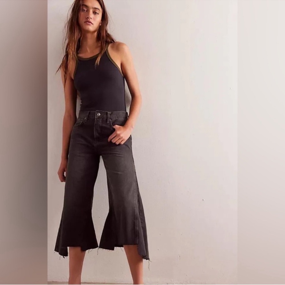 NWT FREE PEOPLE We The Free Washed Black Ripple Wide Leg Crop Jean SZ: 33 - Picture 3 of 9